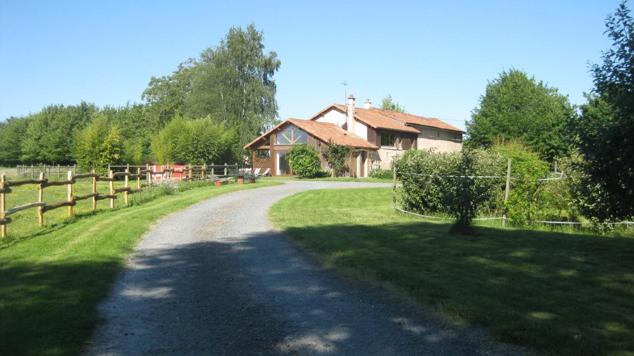 Les Croisettes Bed & Breakfast Le Pin  Exterior photo